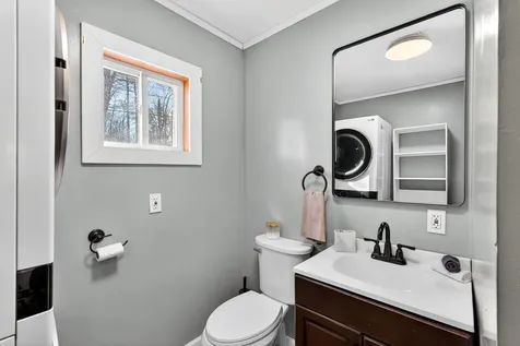 37 Sunny Lane Sanford ME 04073