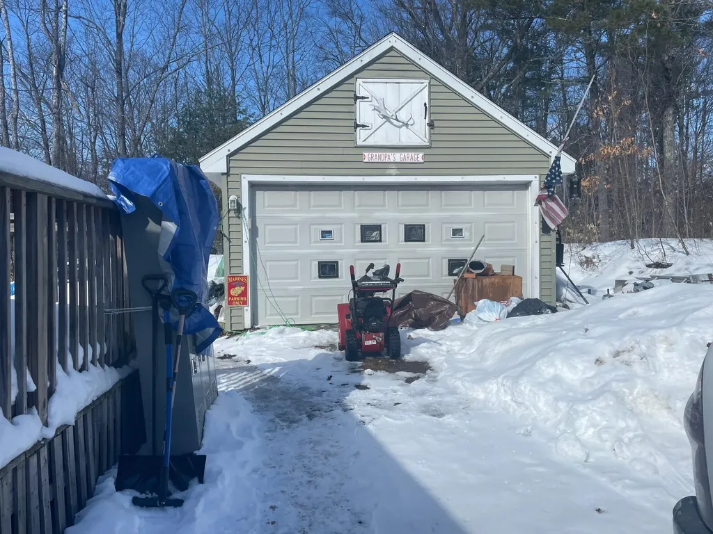 8 Hemlock Street Lebanon ME 04027