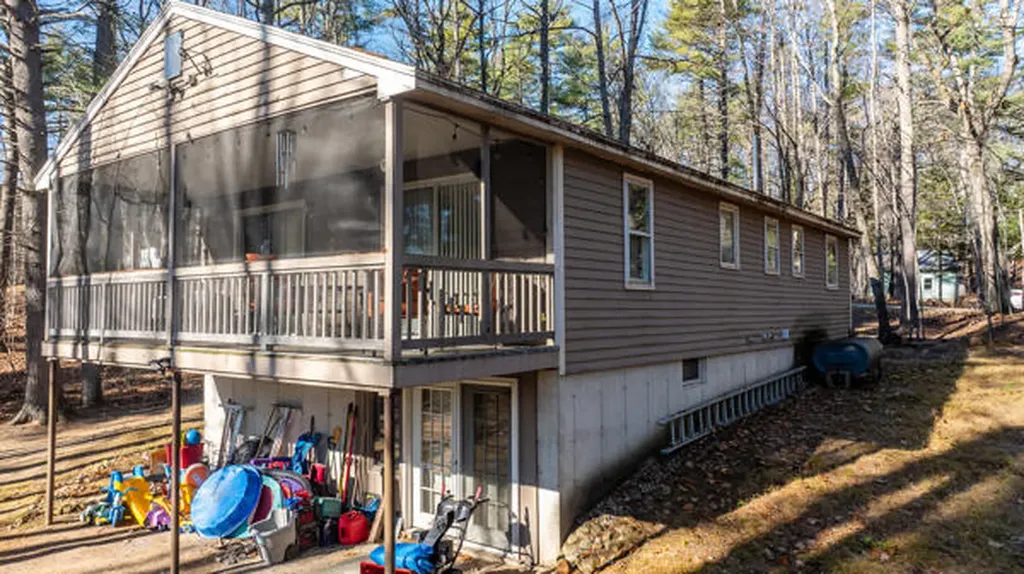 157 Silver Lane Limerick ME 04048