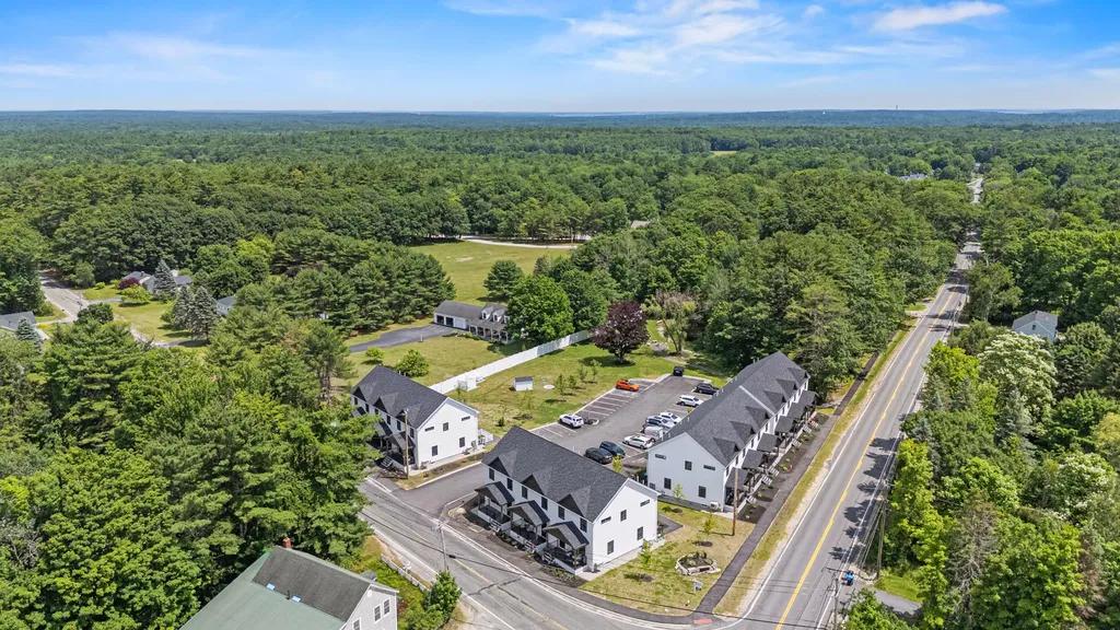 7 Parsonage Road North Yarmouth ME 04097