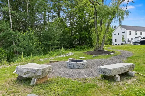7 Parsonage Road North Yarmouth ME 04097