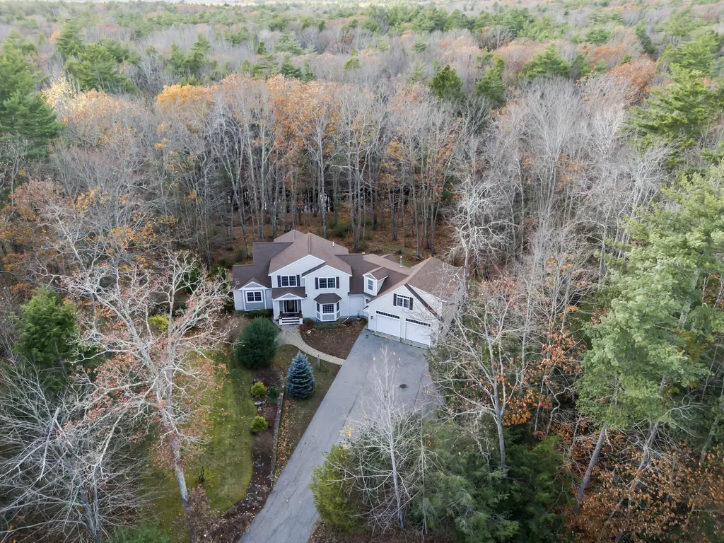 22 Adams Lane Ogunquit ME 03907