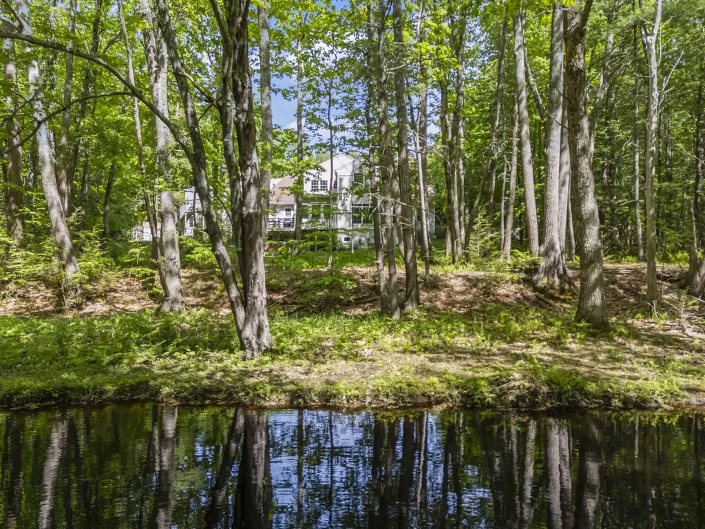 22 Adams Lane Ogunquit ME 03907