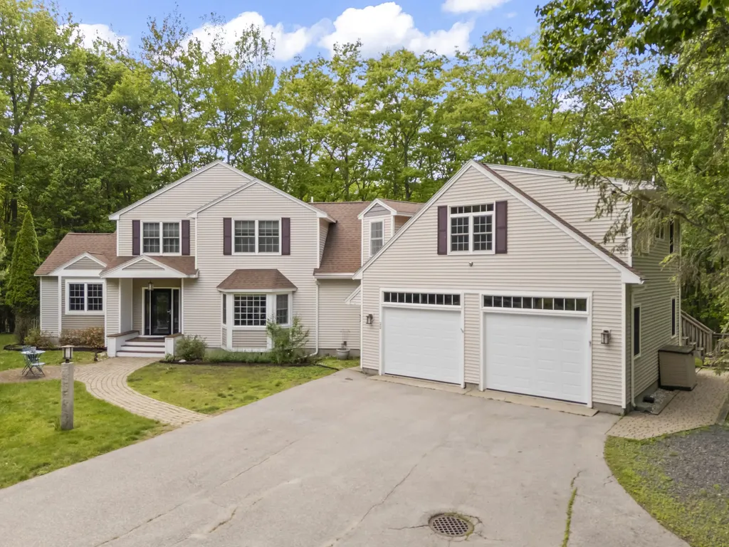 22 Adams Lane Ogunquit ME 03907