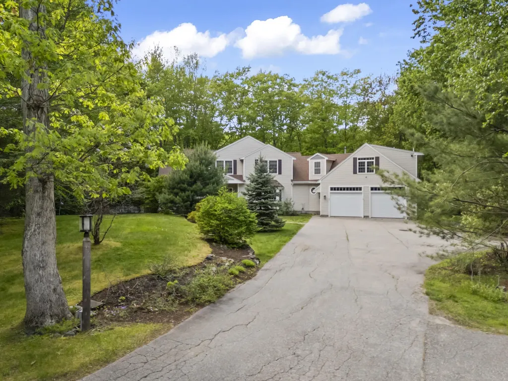 22 Adams Lane Ogunquit ME 03907