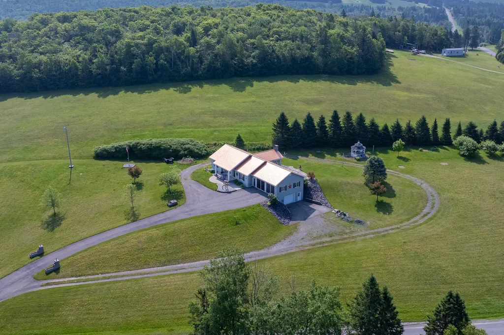 222 Gagnon Road Madawaska ME 04756