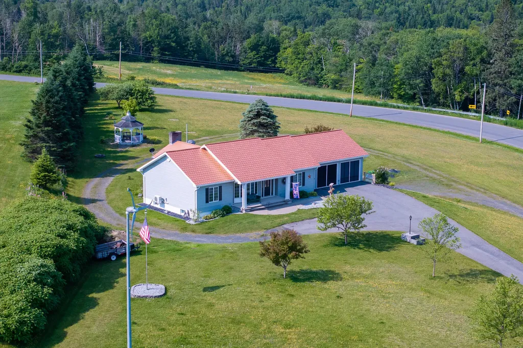 222 Gagnon Road Madawaska ME 04756