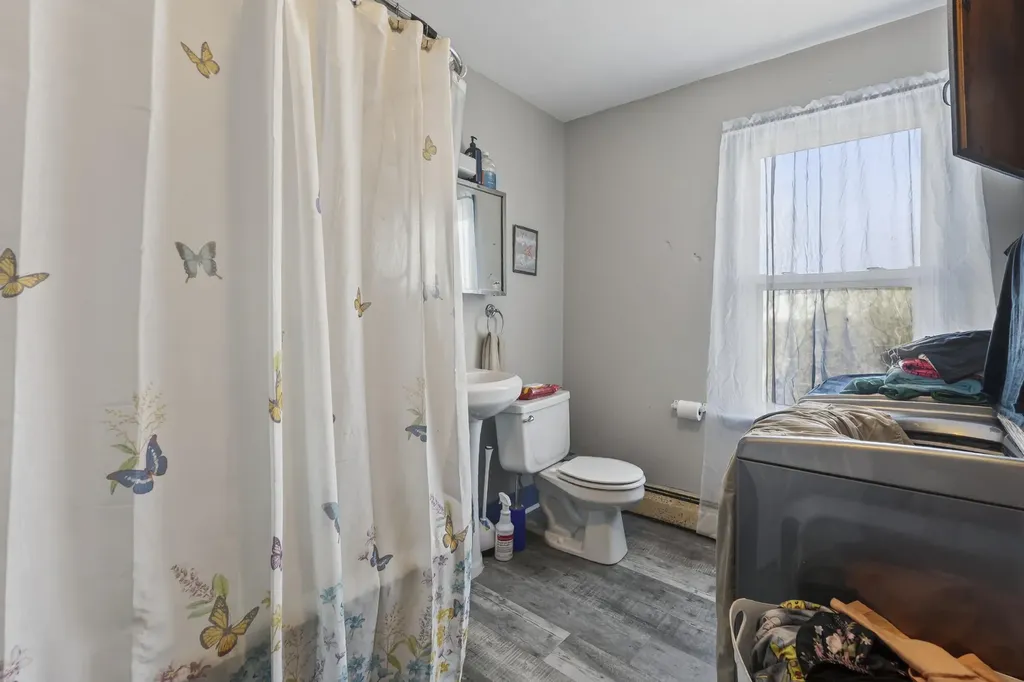 70 Mason Street Biddeford ME 04005