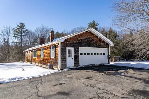 36 Mary Street West Gardiner ME 04345