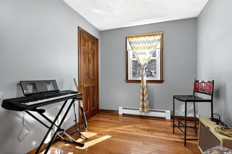 36 Mary Street West Gardiner ME 04345