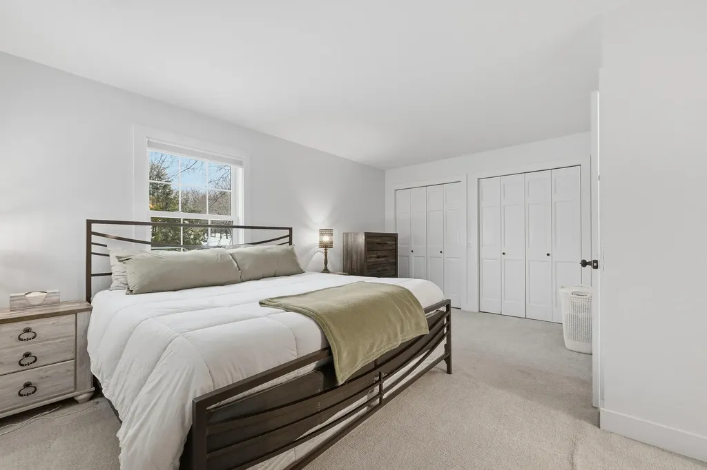 14 Briarcliff Knoll Auburn ME 04210