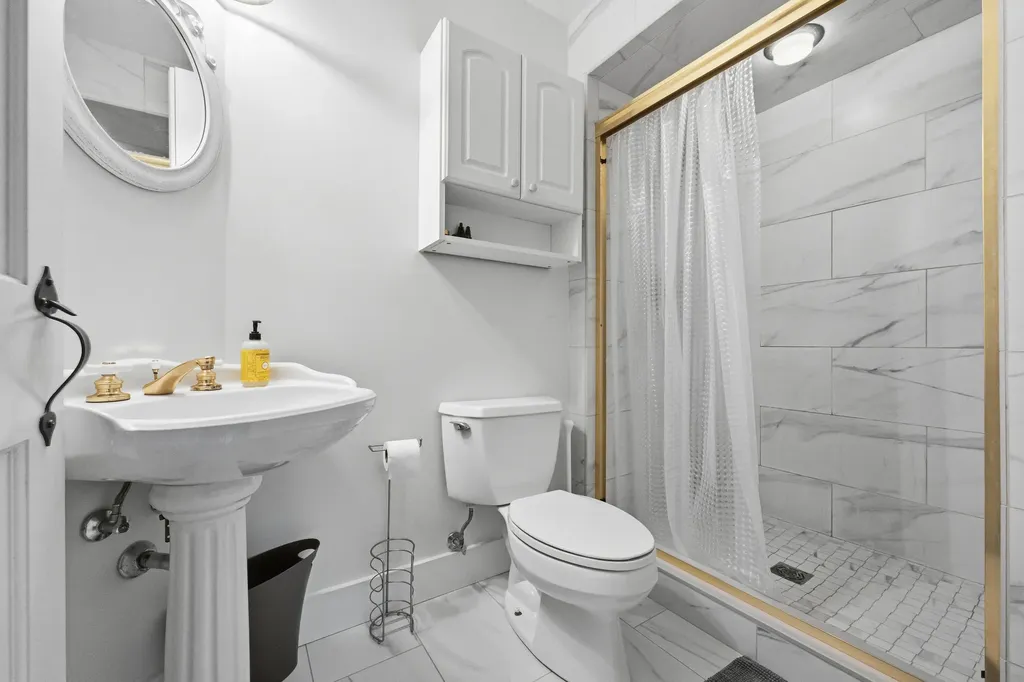 14 Briarcliff Knoll Auburn ME 04210