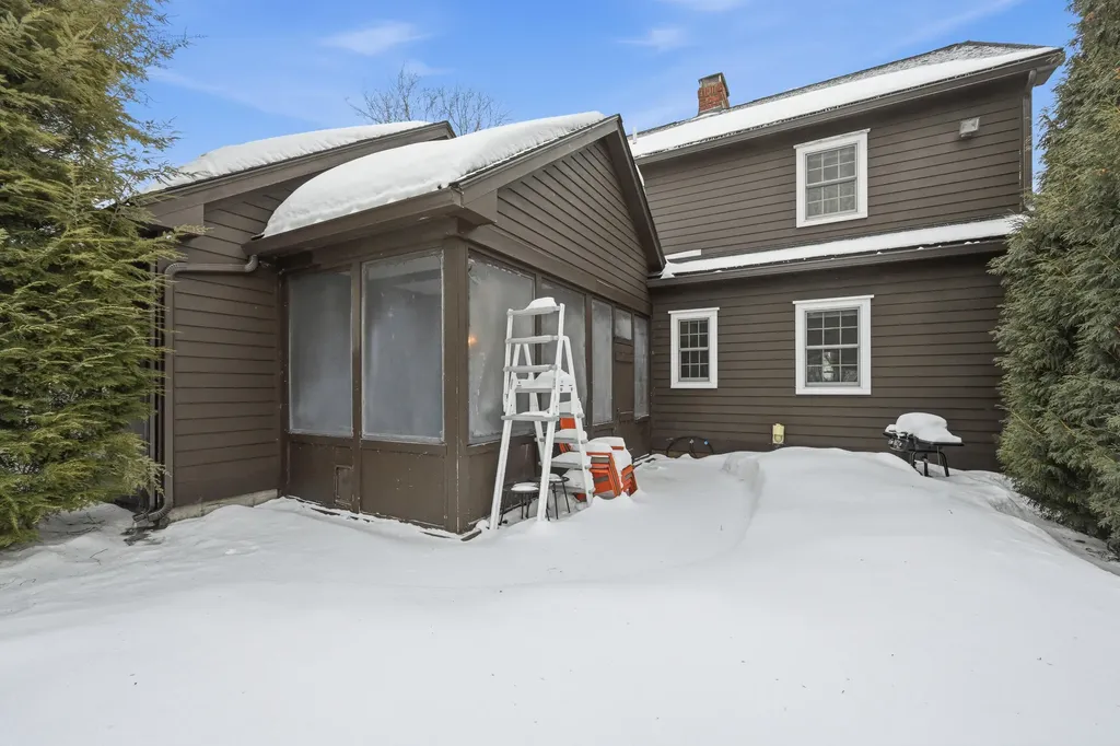 14 Briarcliff Knoll Auburn ME 04210