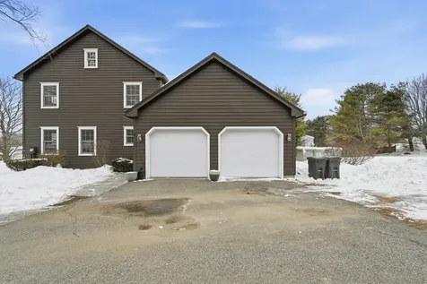 14 Briarcliff Knoll Auburn ME 04210