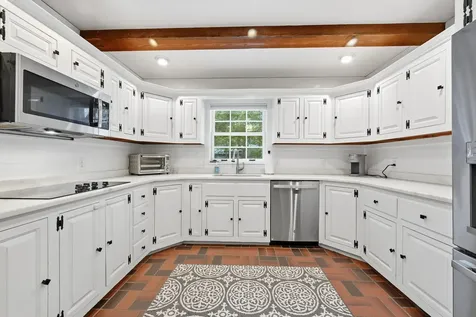14 Briarcliff Knoll Auburn ME 04210
