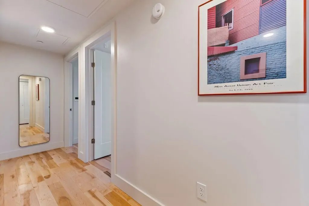 65 Mcauley Way Portland ME 04103