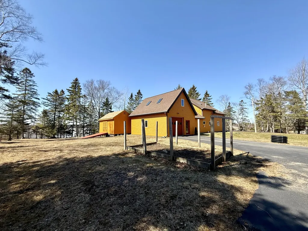 20 Vanasse Road Eastport ME 04631