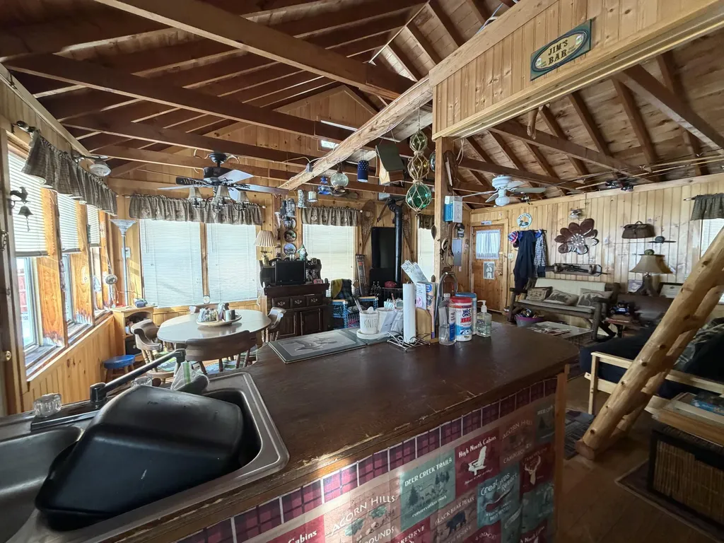 76 Hoover Lane Lincoln ME 04457