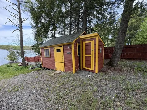 76 Hoover Lane Lincoln ME 04457