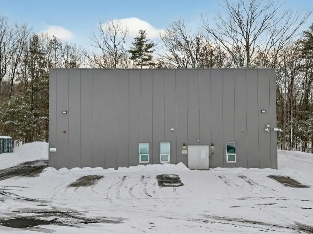505 Maine 236 Eliot ME 03903