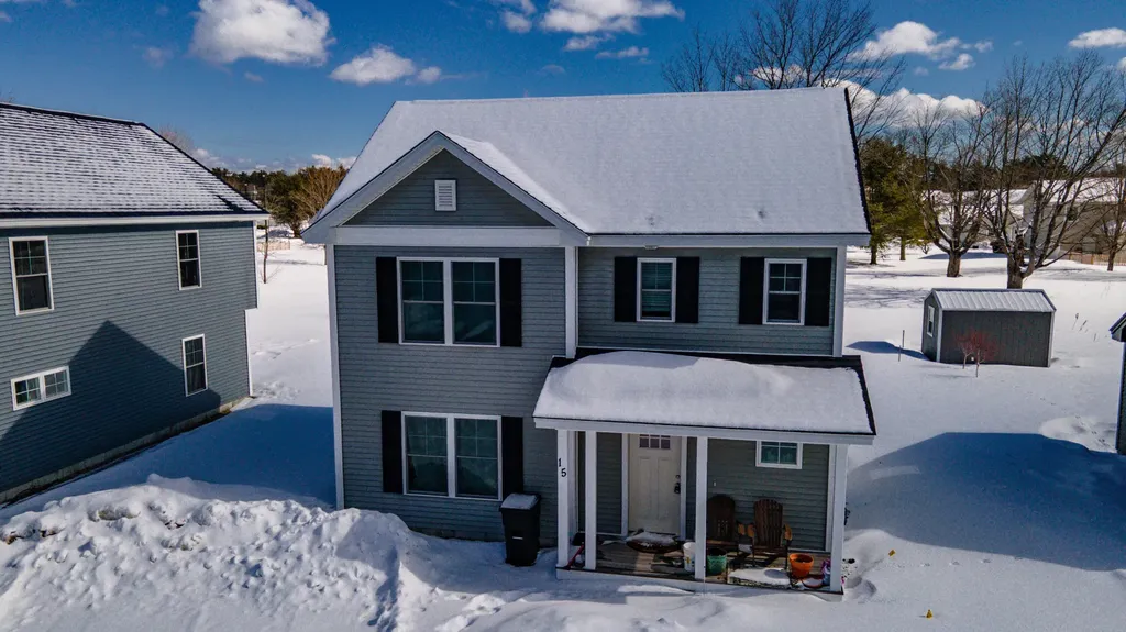 15 Intrepid Street Brunswick ME 04011