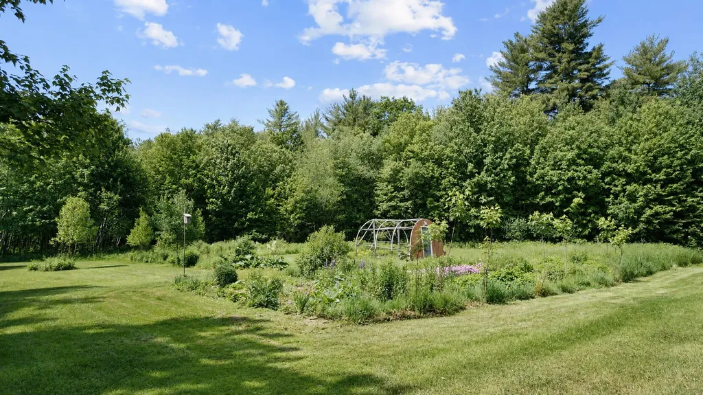 69 Old Orchard Road Buxton ME 04093