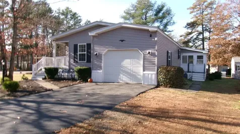 8 Pinecone Drive Alfred ME 04002