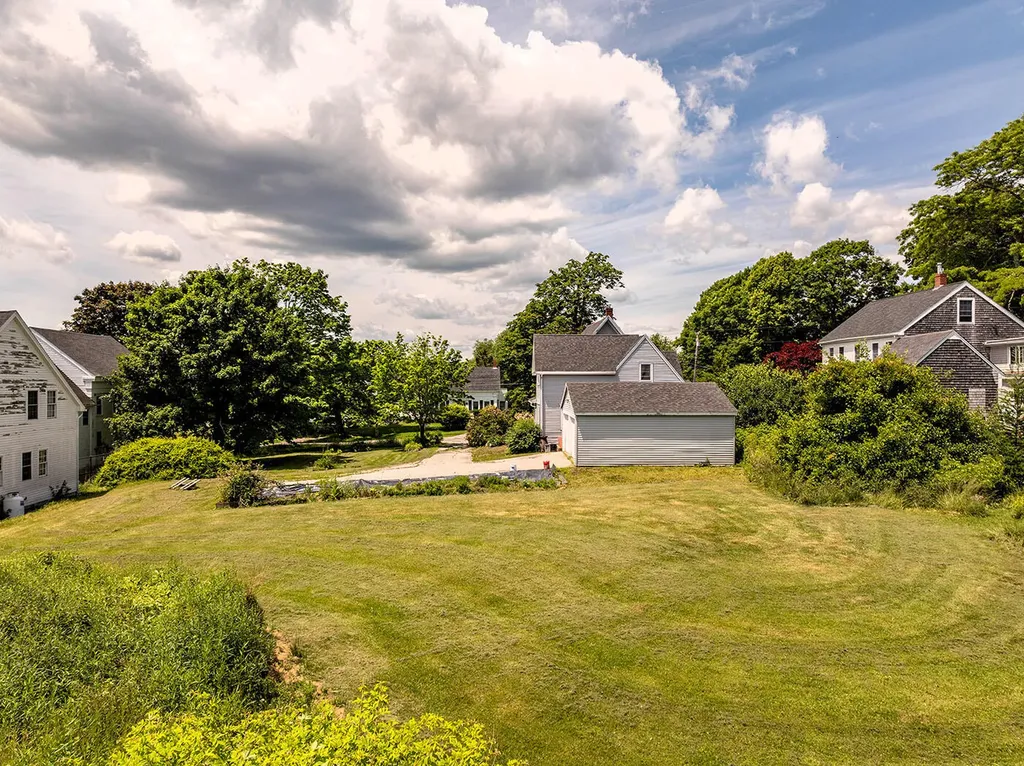 53 Elm Street South Thomaston ME 04858