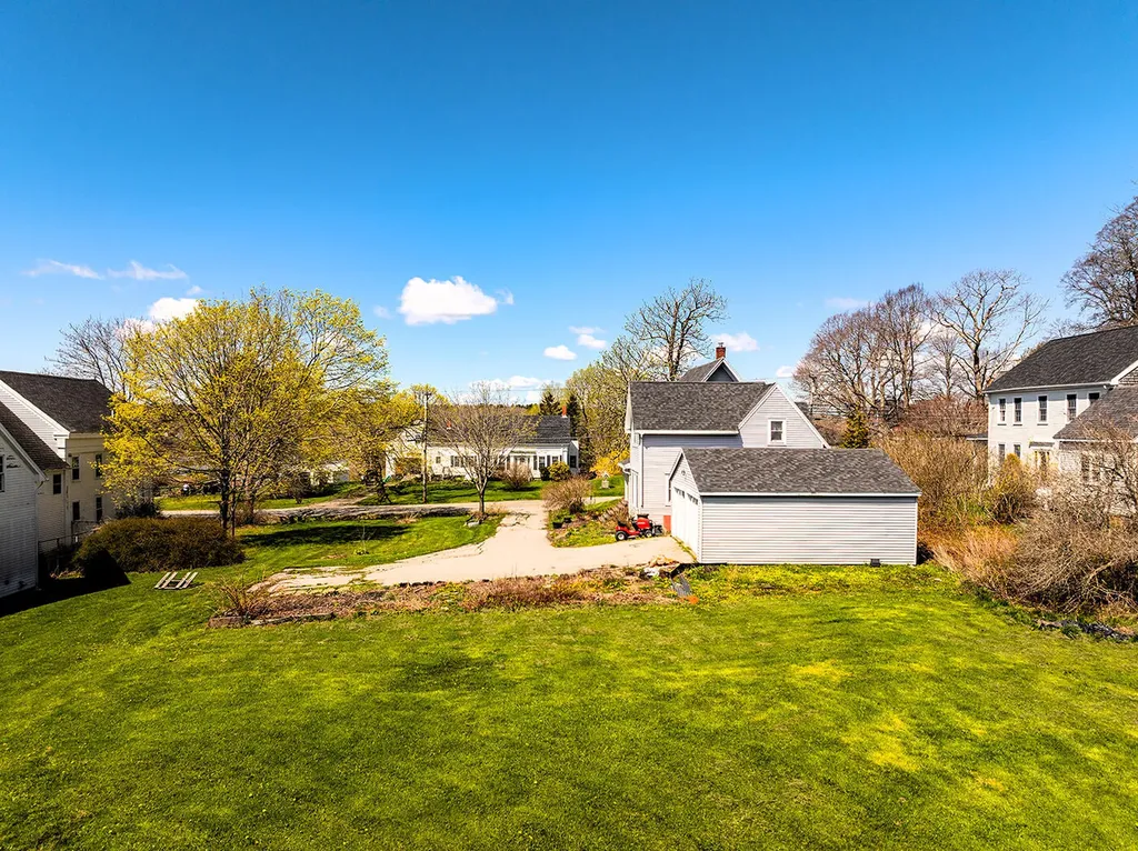 53 Elm Street South Thomaston ME 04858