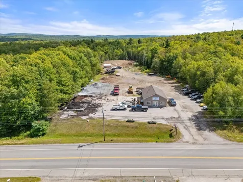 136 Us-1 Verona Island ME 04416