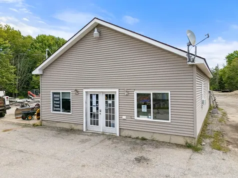 136 Us-1 Verona Island ME 04416