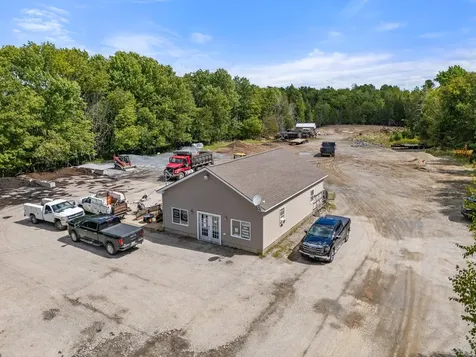 136 Us-1 Verona Island ME 04416