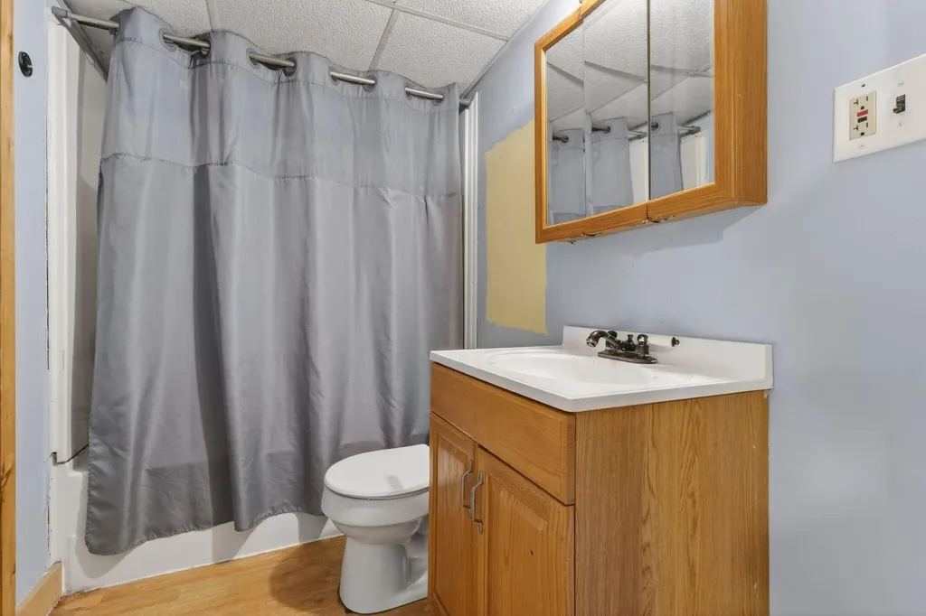 28 Hanna Drive Waterboro ME 04030