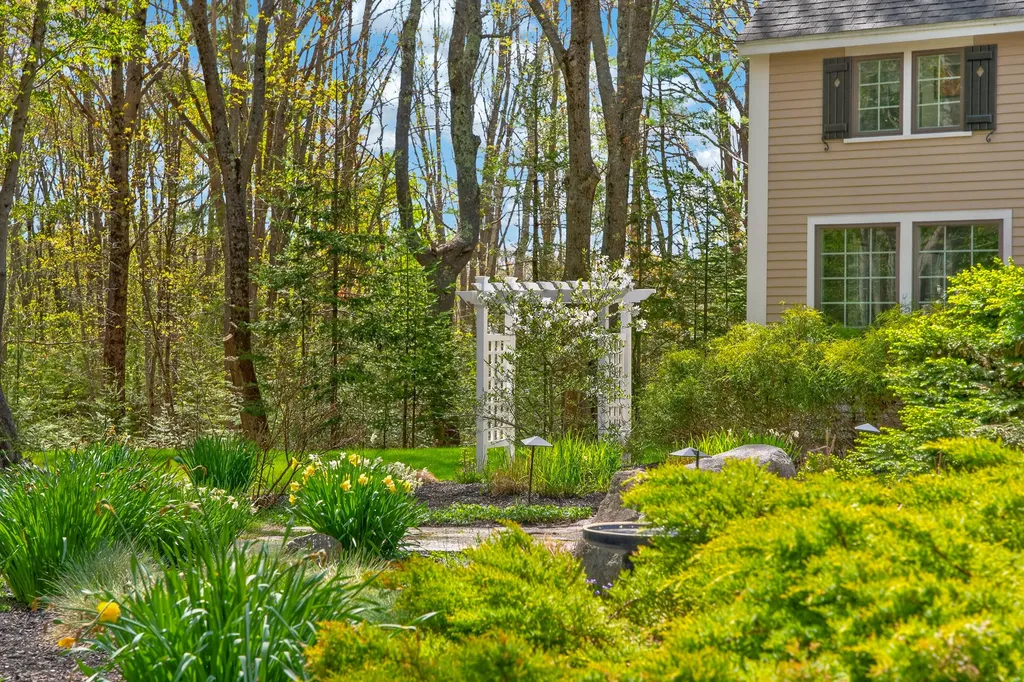 8 Tyler Brook Road Kennebunkport ME 04046