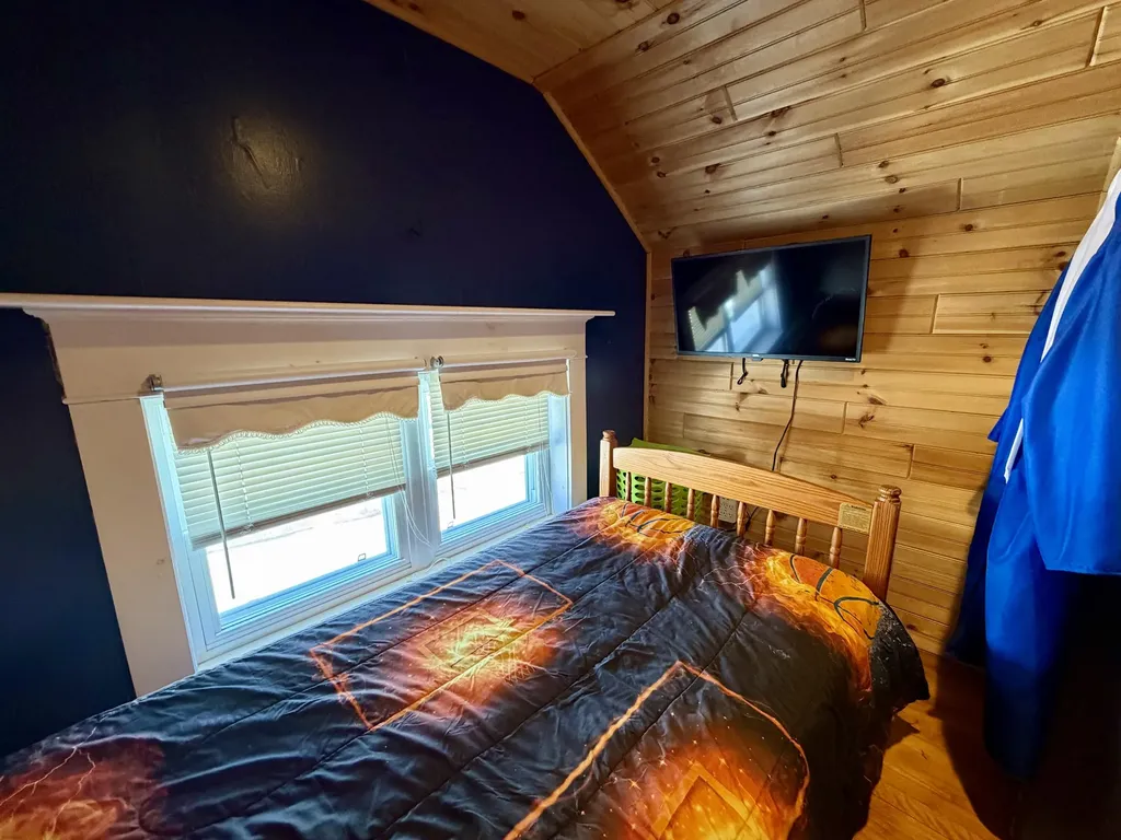136 Fraser Avenue Madawaska ME 04756