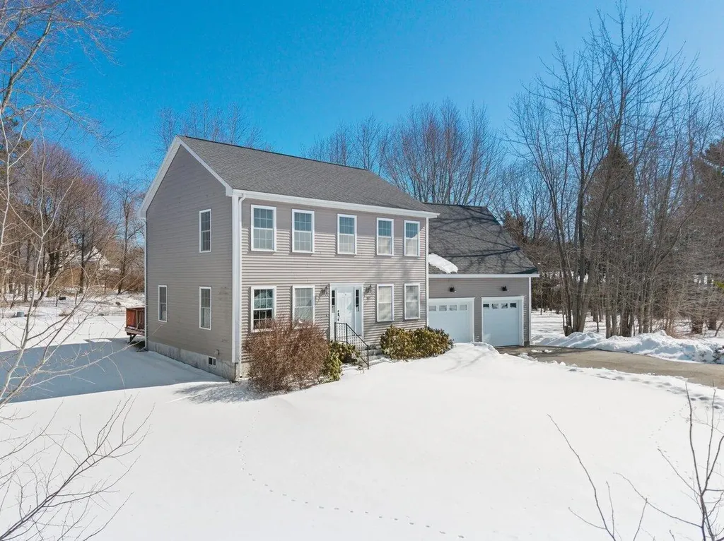 52 Peary Terrace South Portland ME 04106
