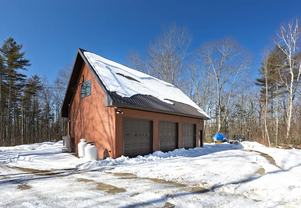 9 E Pond Road Jefferson ME 04348