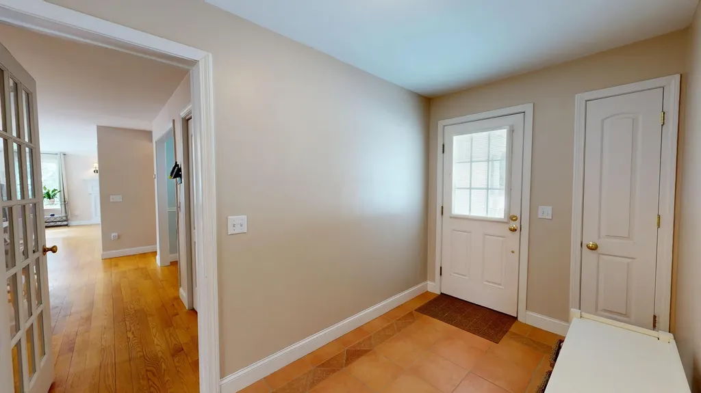 26 Hemlock Lane New Gloucester ME 04260