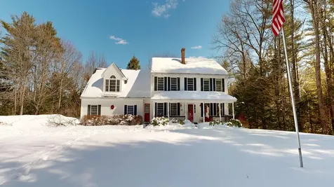 26 Hemlock Lane New Gloucester ME 04260