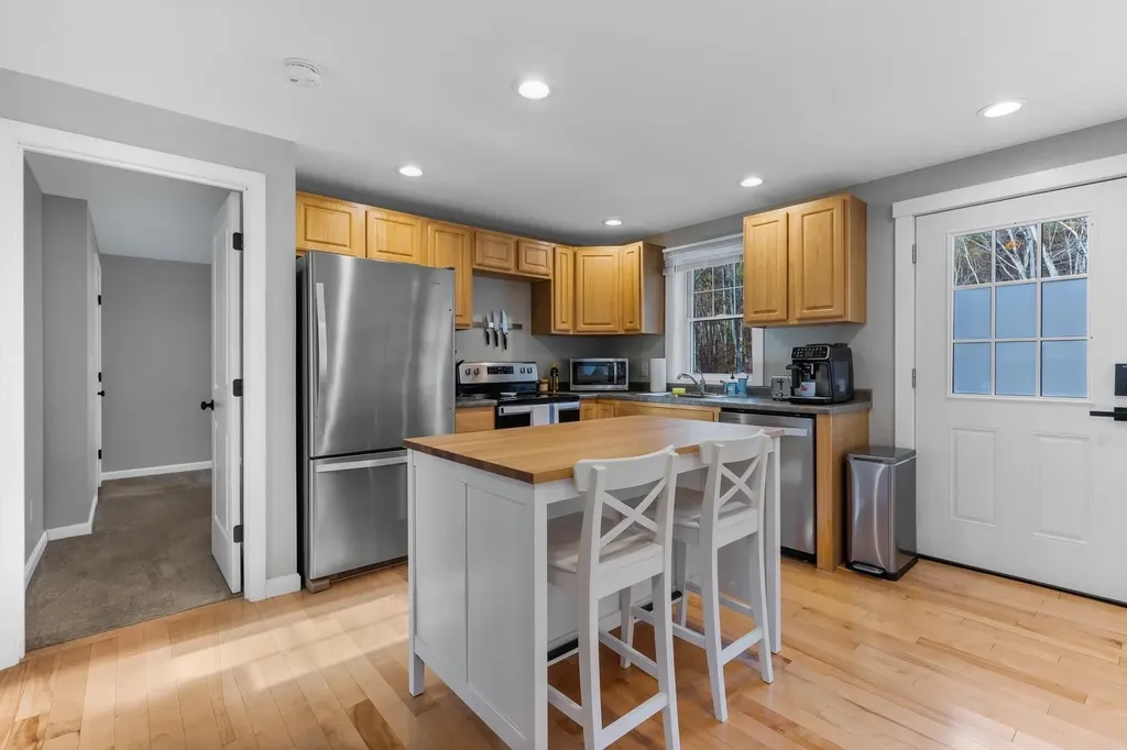 65 Wildbrook Lane Eliot ME 03903