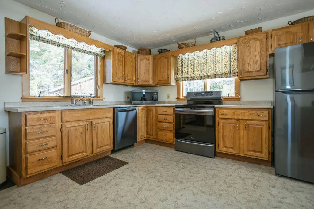 27 Prairie Road Salem Twp ME 04983