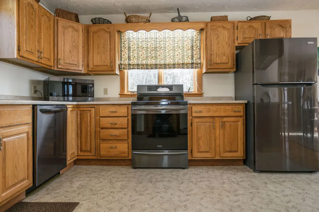 27 Prairie Road Salem Twp ME 04983