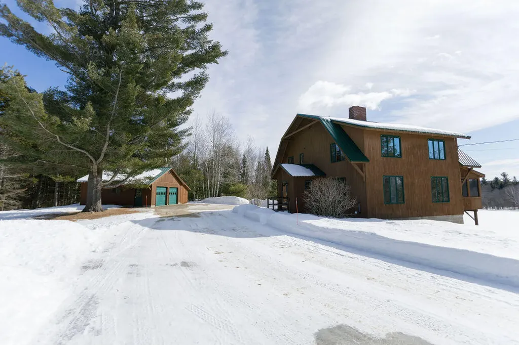 27 Prairie Road Salem Twp ME 04983