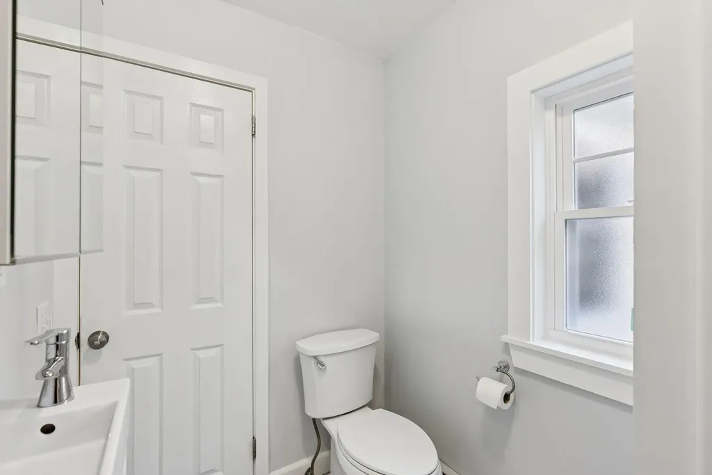1309 Broadway South Portland ME 04106