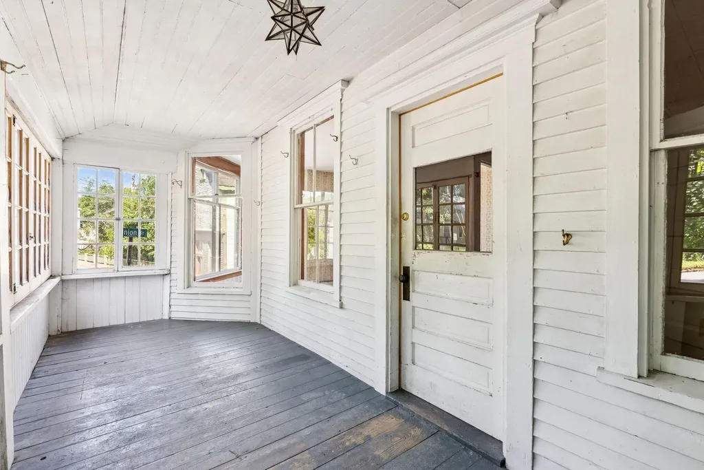 350 Main Street Warren ME 04864