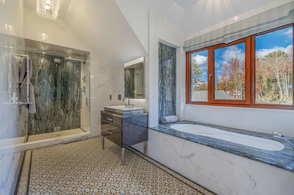 31 Windswept Lane Blue Hill ME 04614