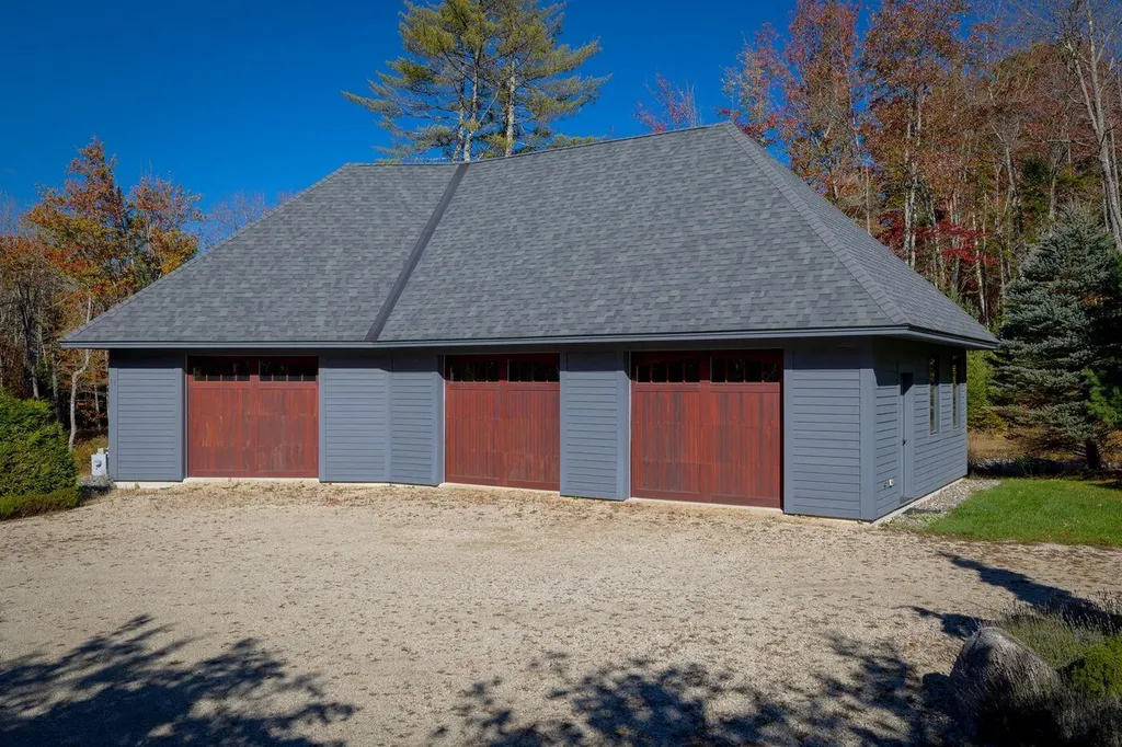 31 Windswept Lane Blue Hill ME 04614