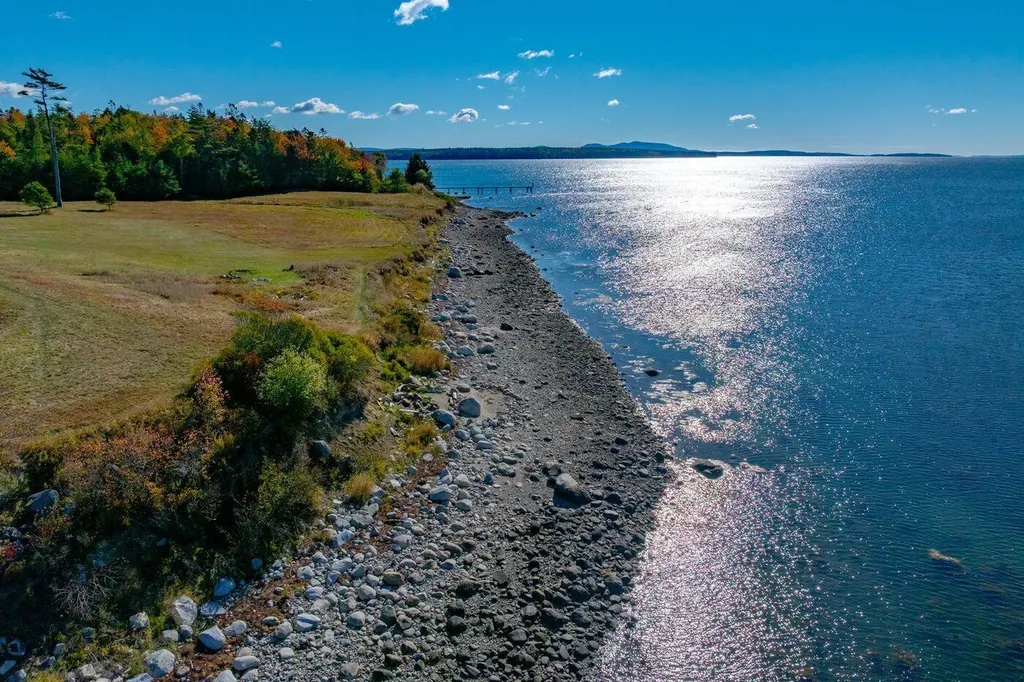 31 Windswept Lane Blue Hill ME 04614
