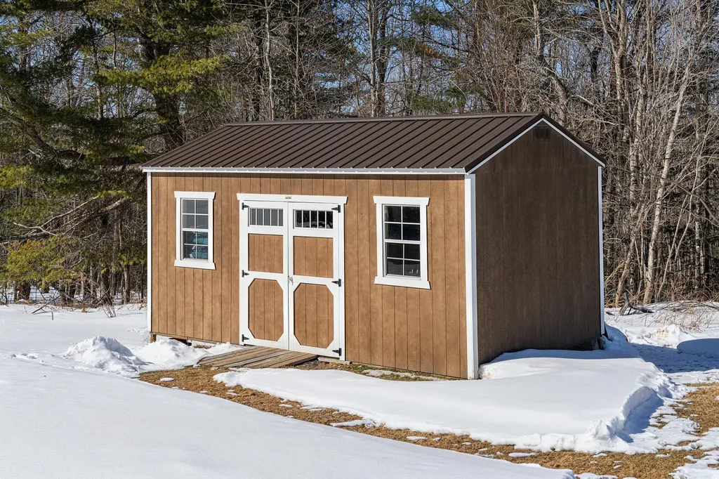 188 Stone Road Vassalboro ME 04989