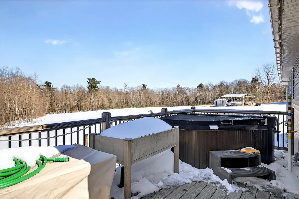 188 Stone Road Vassalboro ME 04989